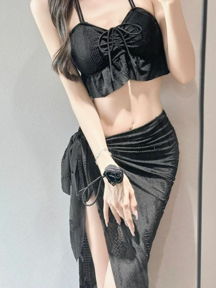 Women Fashion Outfits - Ladies Floral Two Piece Swimsuit Fashion