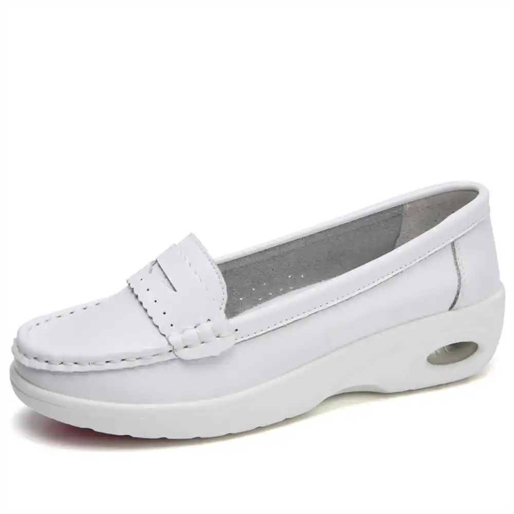 Thick Sole Slipon White Traine - Women'S Fashion From The 50S review and price