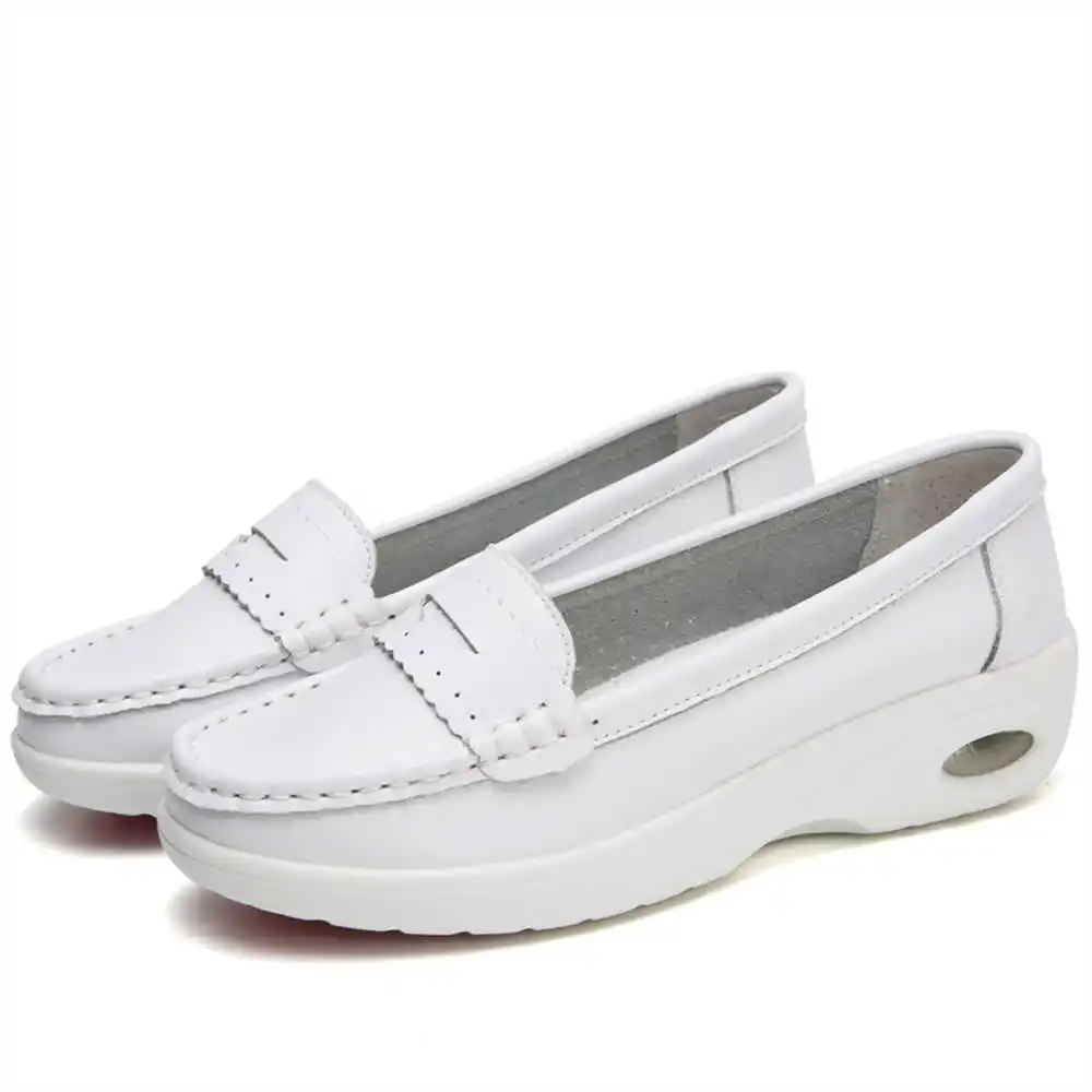 Thick Sole Slipon White Traine - Women'S Fashion From The 50S review and price