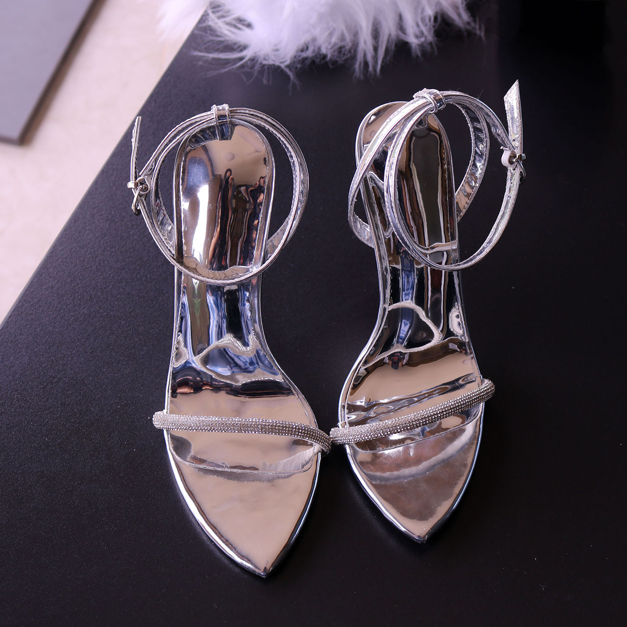 Silver Mirror Lacquered Leathe - Women Queen Fashion review and price